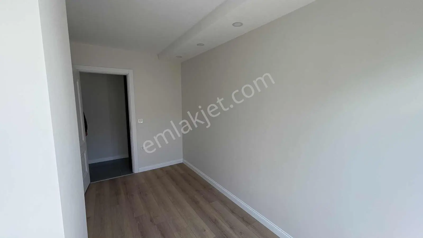 Satılık Avcılar Merkezde Ferah 2+1 Daire — fotoğraf 16