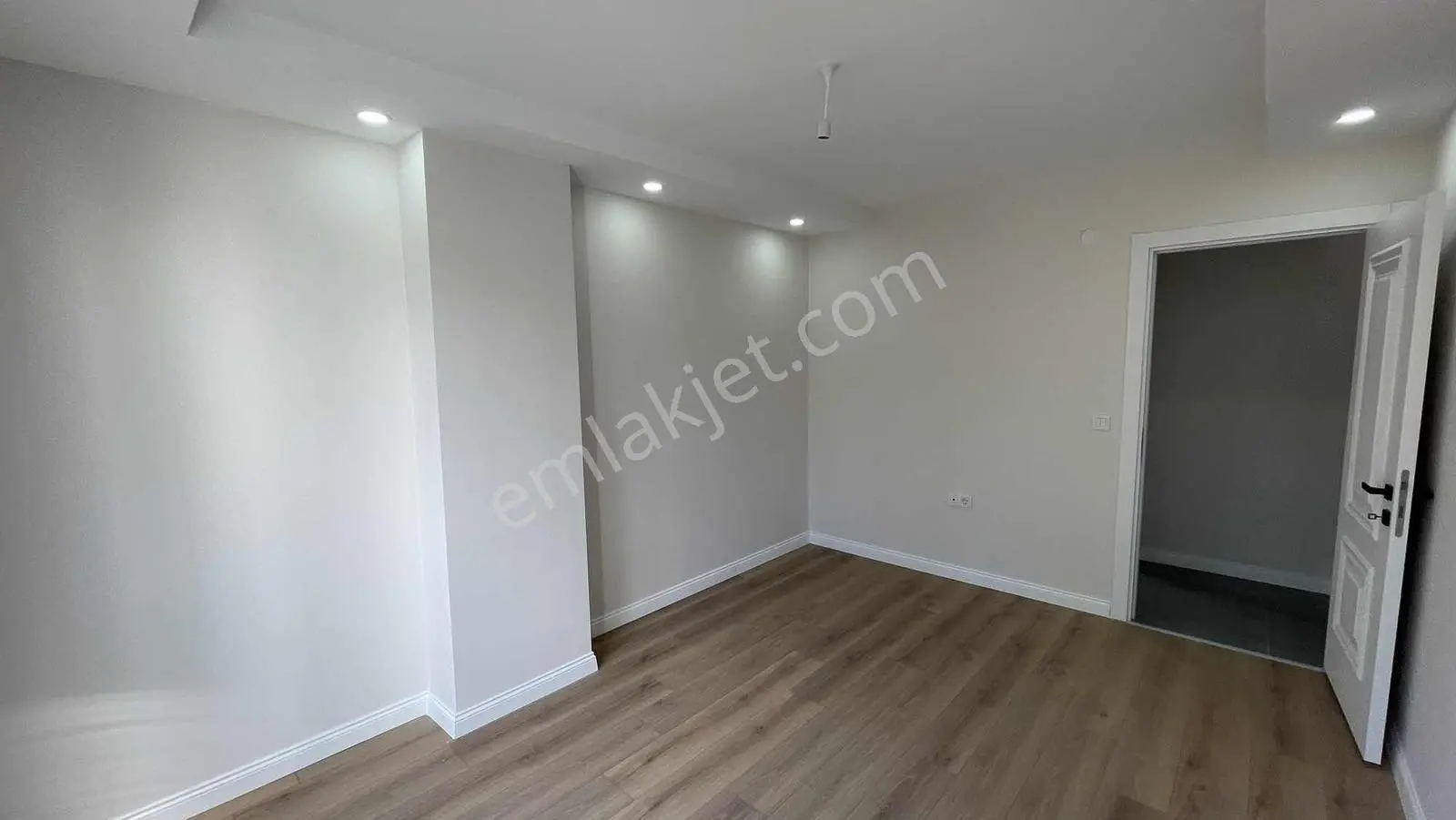 Satılık Avcılar Merkezde Ferah 2+1 Daire — fotoğraf 19