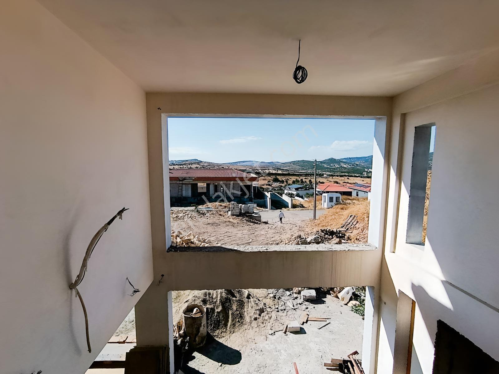 Foçaköyün En Değerli Bölgesinde 4+1 Havuzlu Villa Açıklamayı Oku — fotoğraf 20