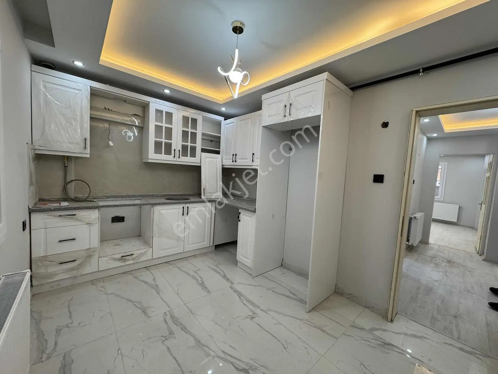 Göksu Mahallesi 2+1 110 M2. Full Tadilatlı Bahçeli Satılık Daire