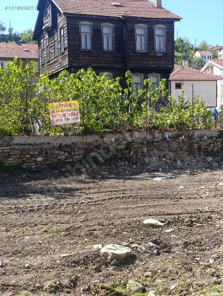 Zeybek*den 583,57.m2 Arsa +2.katli Ahşap Ev Şehir Merkezi — fotoğraf 2
