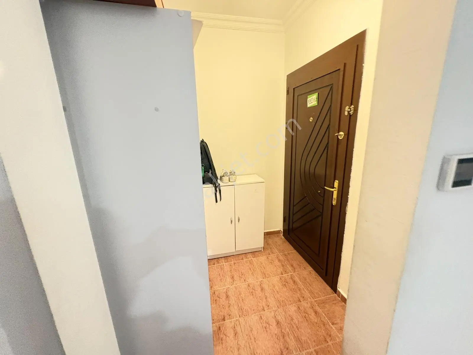Göraldan 3+1 Ara Kat Ön Cephe Kabil Caddesi Yakını Boş Daire — fotoğraf 5
