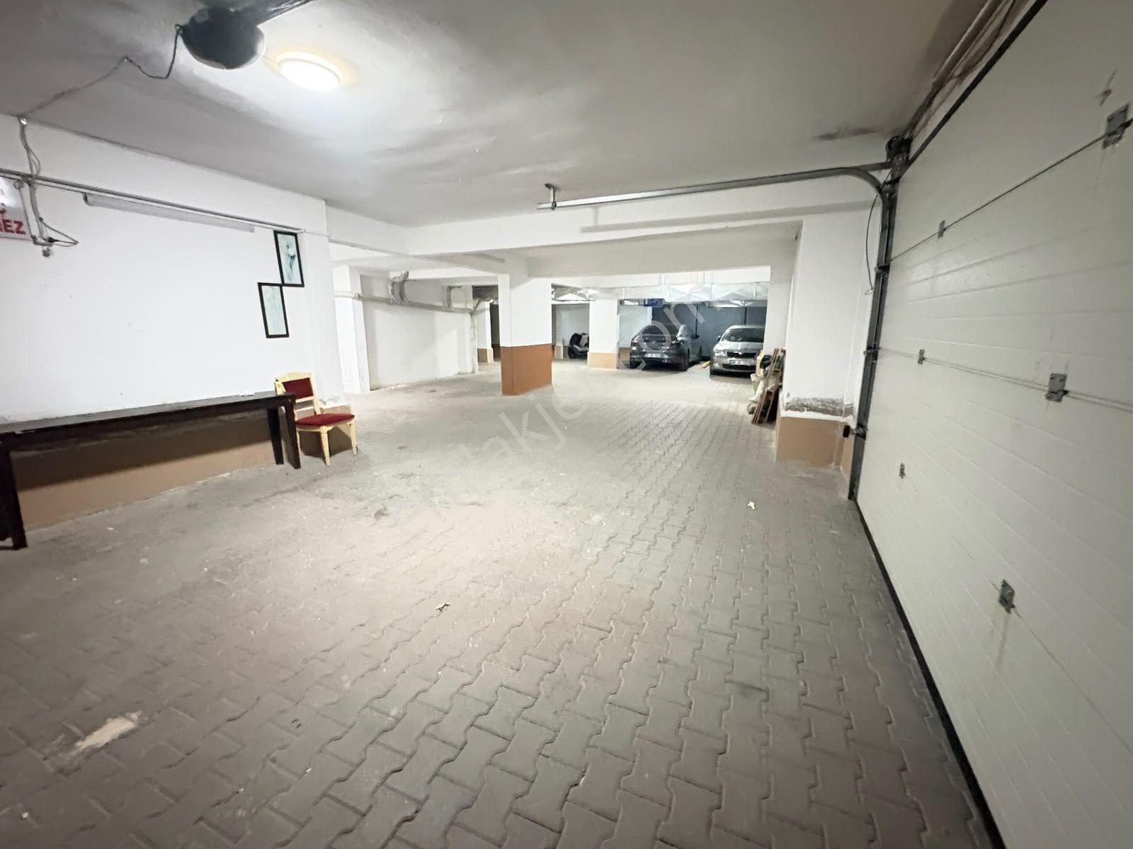 Göraldan 3+1 Ara Kat Ön Cephe Kabil Caddesi Yakını Boş Daire — fotoğraf 6