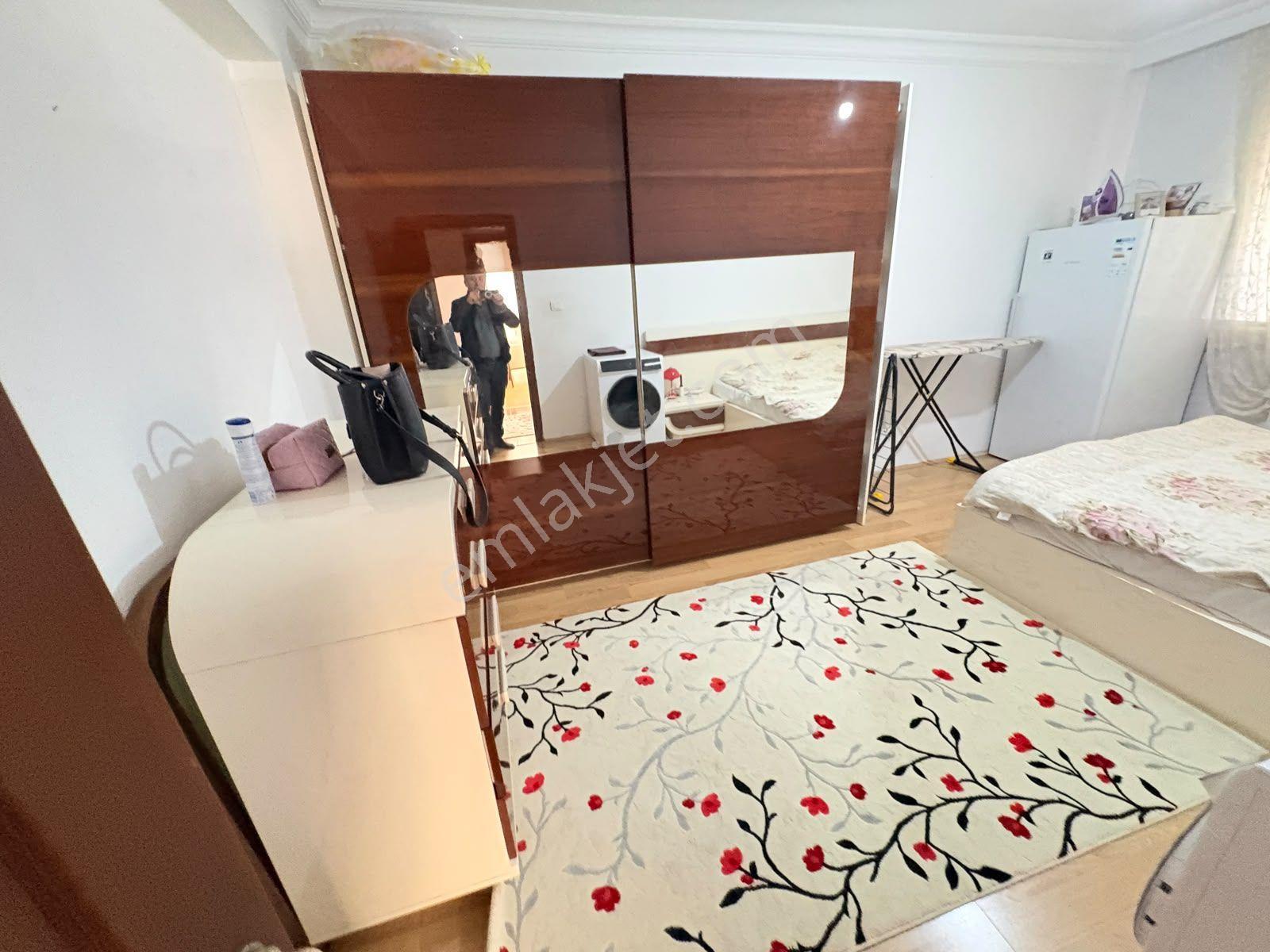 Göraldan 3+1 Ara Kat Ön Cephe Kabil Caddesi Yakını Boş Daire — fotoğraf 11