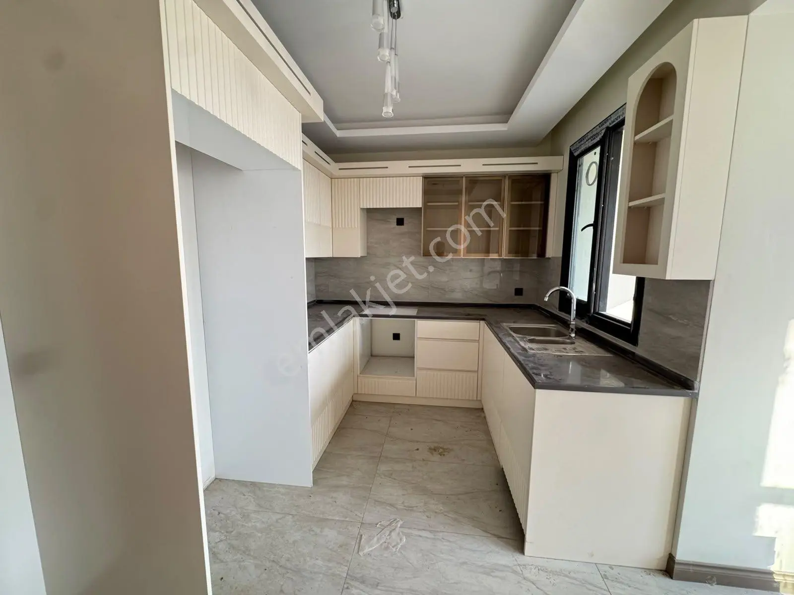 Rota Dan Altındağ Karsısı 2+1 Satılık Lüks Daire — fotoğraf 2