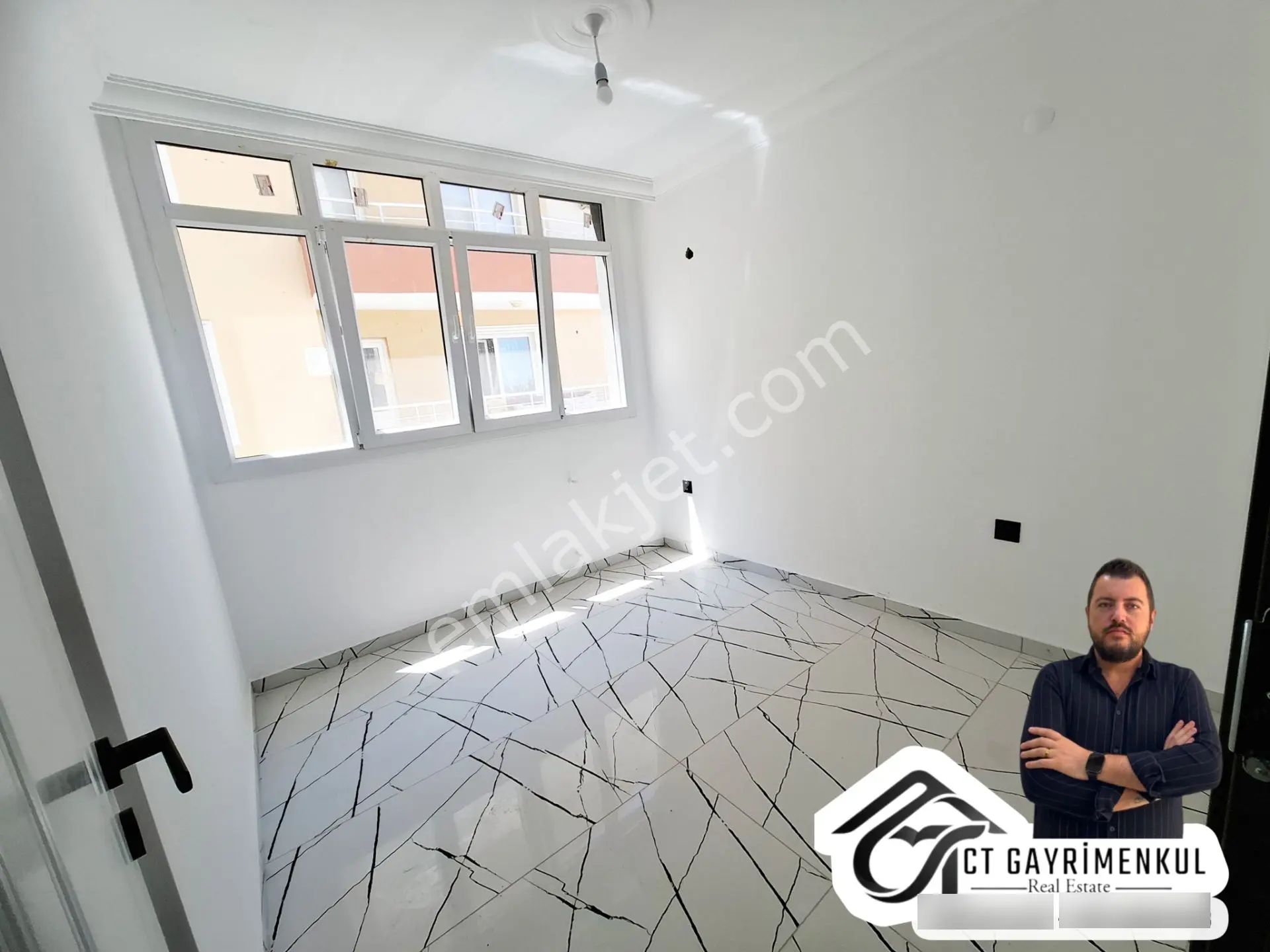 Didim'de Satılık 2+1 Sıfır Daire Merkez'de Orta Kat Ön Cephe Asansörlü ! — fotoğraf 16
