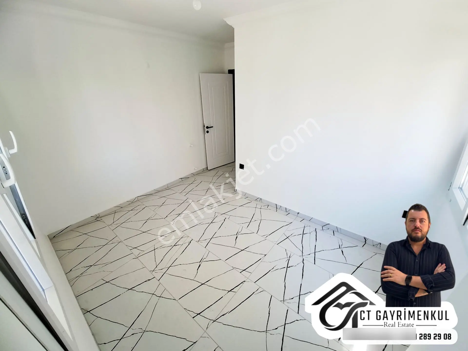 Didim'de Satılık 2+1 Sıfır Daire Merkez'de Orta Kat Ön Cephe Asansörlü ! — fotoğraf 17