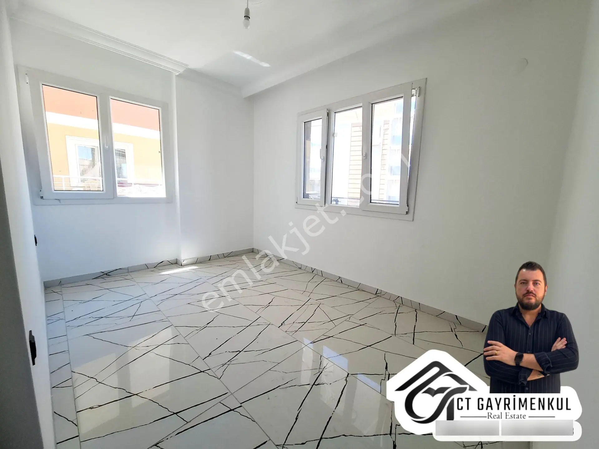 Didim'de Satılık 2+1 Sıfır Daire Merkez'de Orta Kat Ön Cephe Asansörlü ! — fotoğraf 18