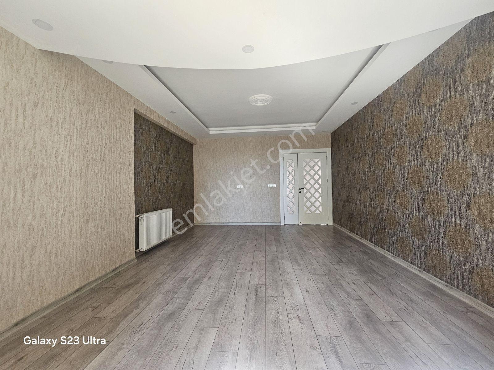 Mehmetçikte 3+1 | 165 M² Brüt 155 M² Net | 3 Bloklu Sitede — fotoğraf 4