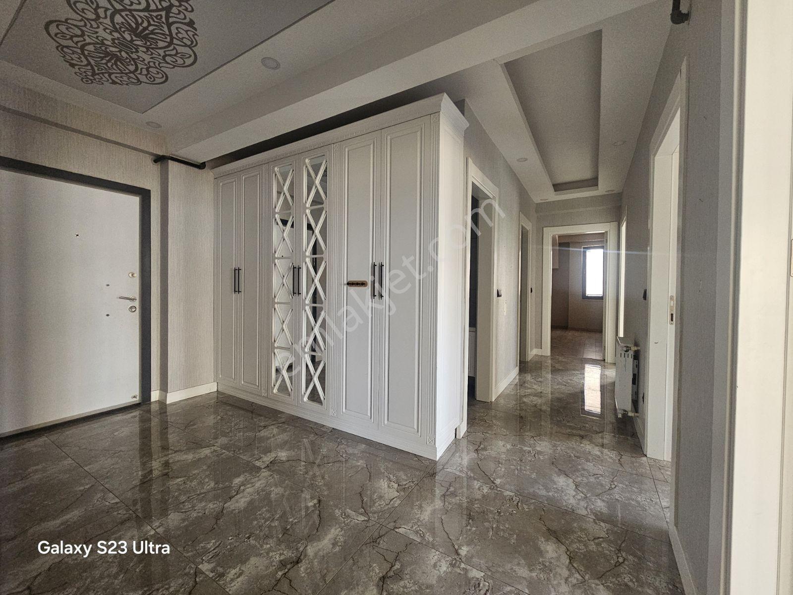 Mehmetçikte 3+1 | 165 M² Brüt 155 M² Net | 3 Bloklu Sitede — fotoğraf 11