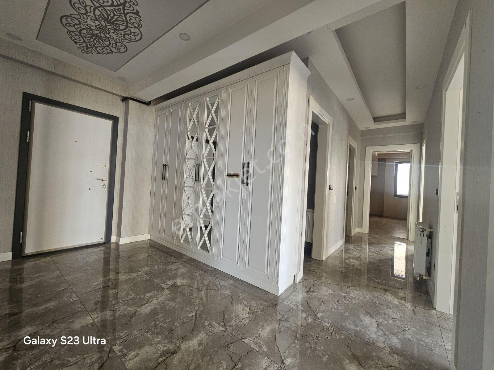 Mehmetçikte 3+1 | 165 M² Brüt 155 M² Net | 3 Bloklu Sitede — fotoğraf 13