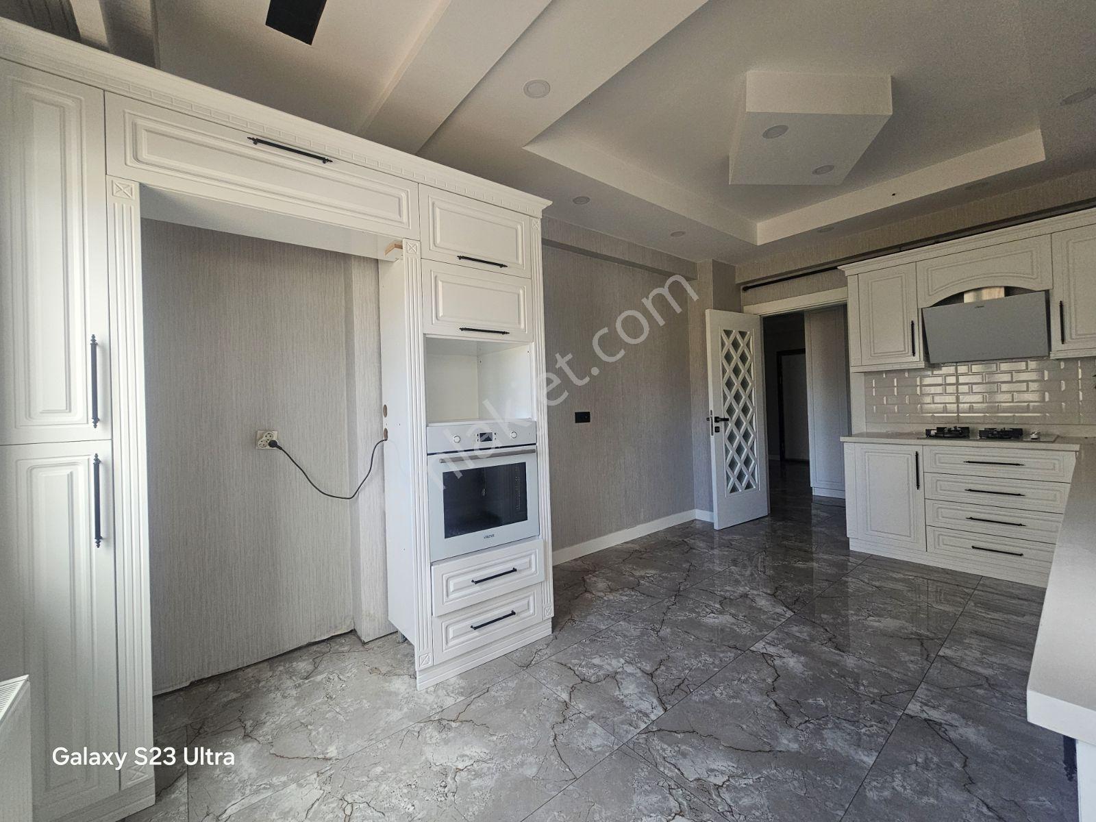 Mehmetçikte 3+1 | 165 M² Brüt 155 M² Net | 3 Bloklu Sitede — fotoğraf 15