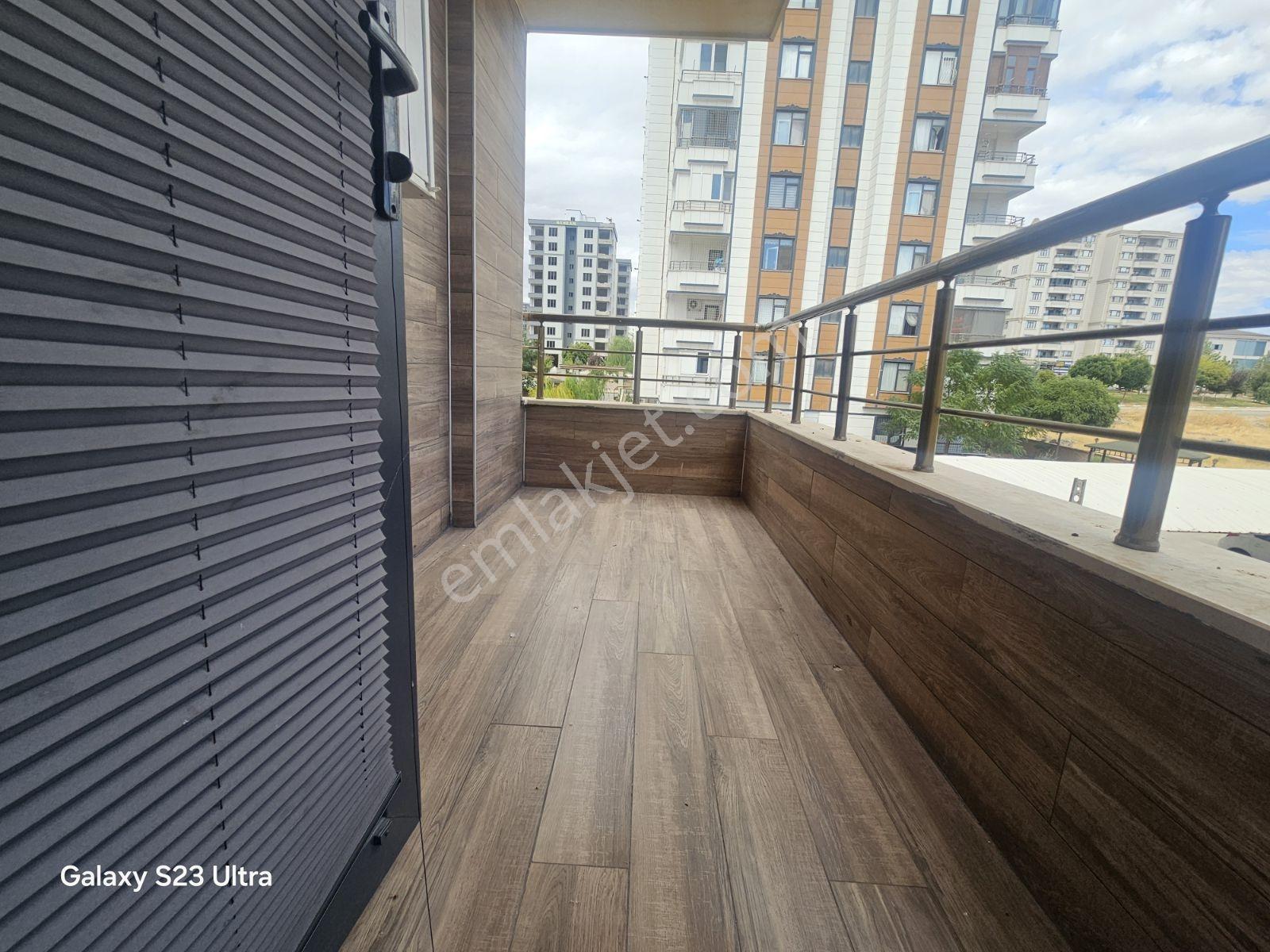 Mehmetçikte 3+1 | 165 M² Brüt 155 M² Net | 3 Bloklu Sitede — fotoğraf 20