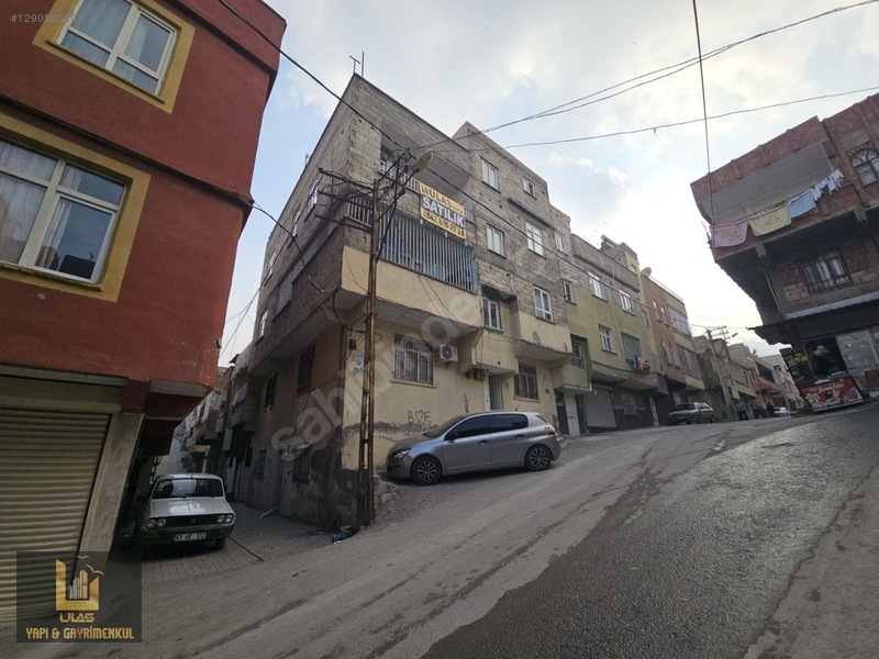 Ulaş Emlaktan Akşemsettin Mah.de Komple Satılık Bina — fotoğraf 2