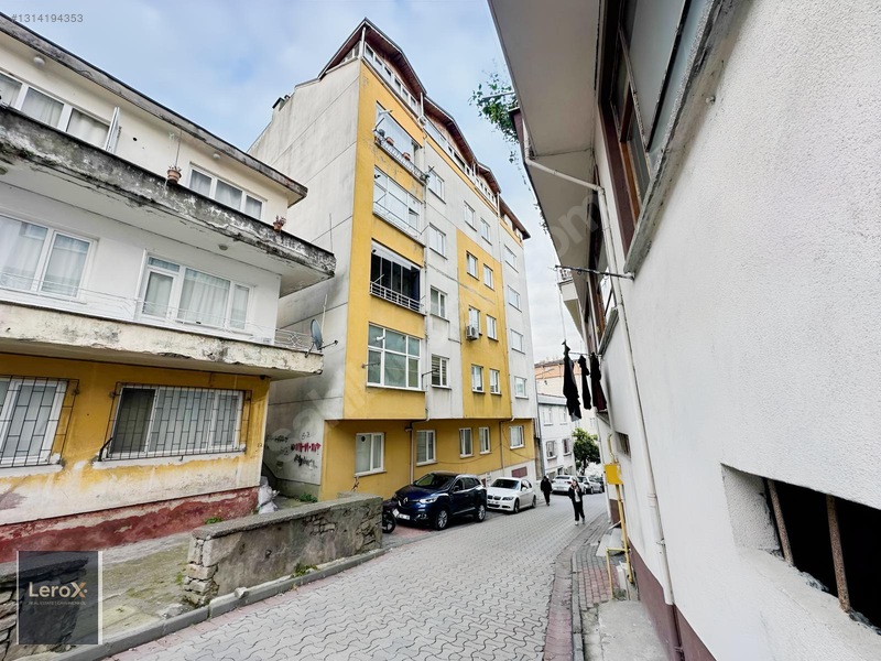Lerox Cadde'den Merkezi Lokasyonda 3+1 Satılık Fırsat Daire — fotoğraf 2