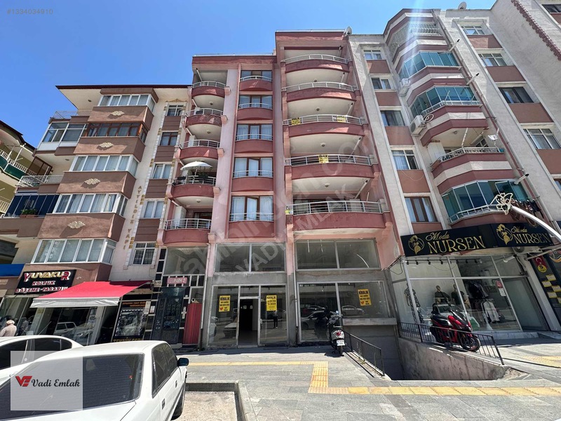 Mahmutpaşa Mahallesinde 3+1 Kiralık Daireler | Vadi Emlak
