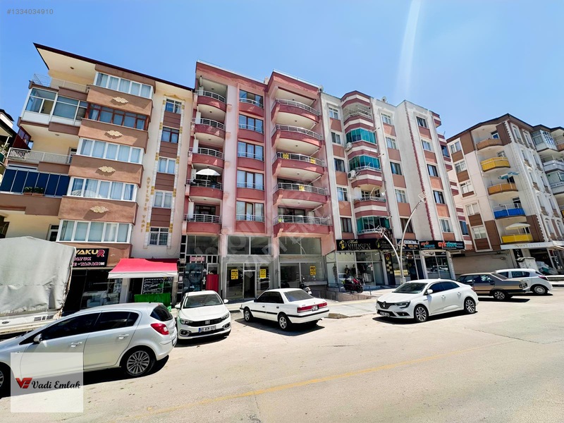 Mahmutpaşa Mahallesinde 3+1 Kiralık Daireler | Vadi Emlak — fotoğraf 3