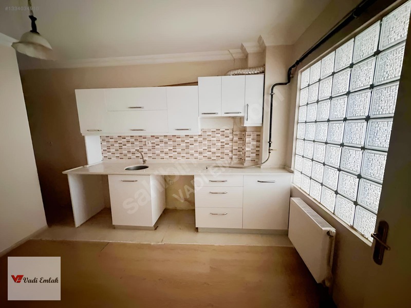 Mahmutpaşa Mahallesinde 3+1 Kiralık Daireler | Vadi Emlak — fotoğraf 4