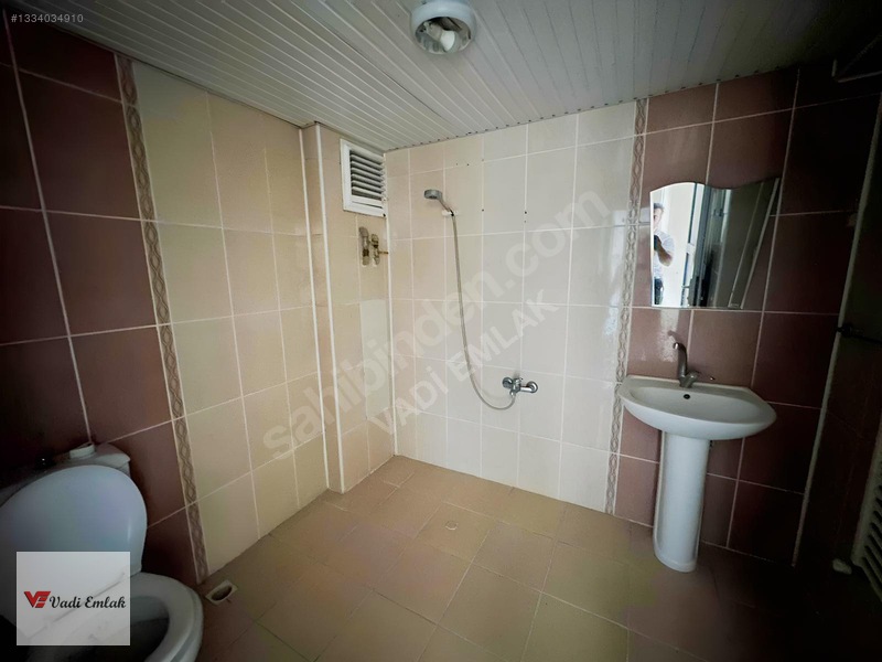 Mahmutpaşa Mahallesinde 3+1 Kiralık Daireler | Vadi Emlak — fotoğraf 23