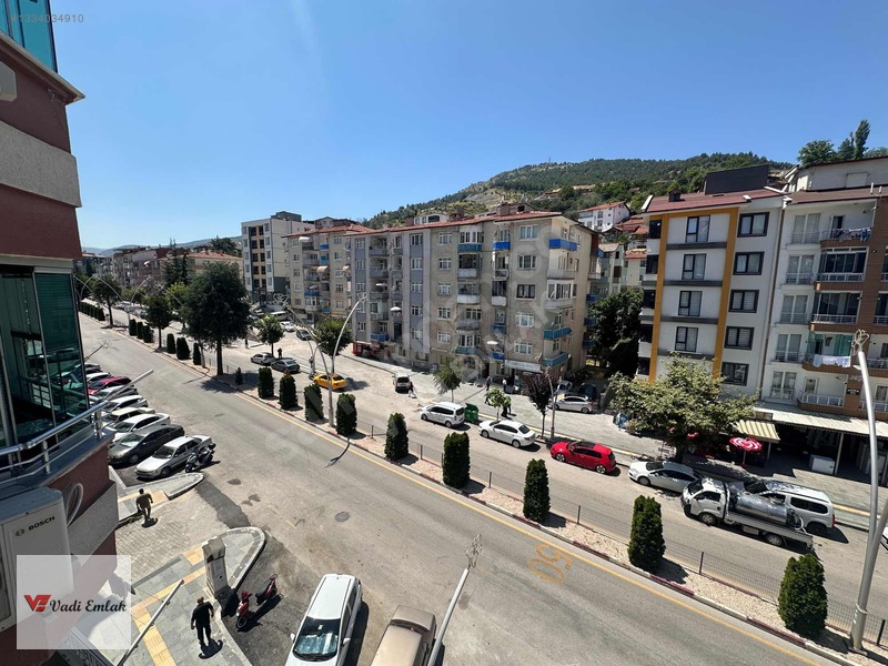 Mahmutpaşa Mahallesinde 3+1 Kiralık Daireler | Vadi Emlak — fotoğraf 31