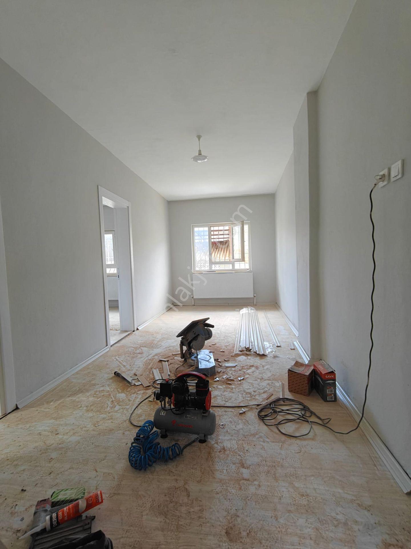 Aydın Efeler Kemer'de Satılık Yenilenmiş 2+1 Daire — fotoğraf 6