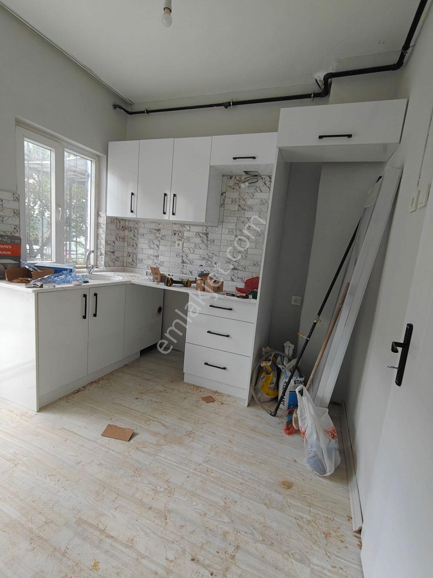Aydın Efeler Kemer'de Satılık Yenilenmiş 2+1 Daire — fotoğraf 7
