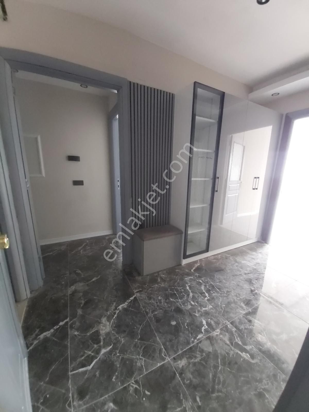 Mahfesığmazda Geniş Ultra Lüks İçi Yapılı 4+1 Satılık Daire — fotoğraf 3