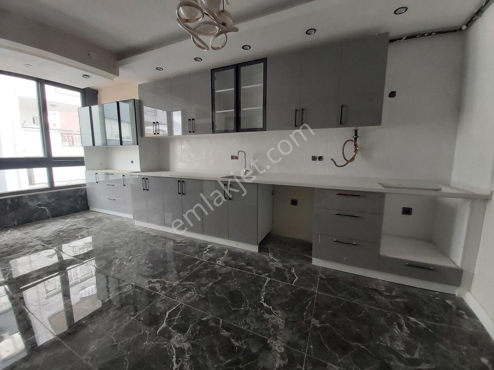 Mahfesığmazda Geniş Ultra Lüks İçi Yapılı 4+1 Satılık Daire — fotoğraf 5
