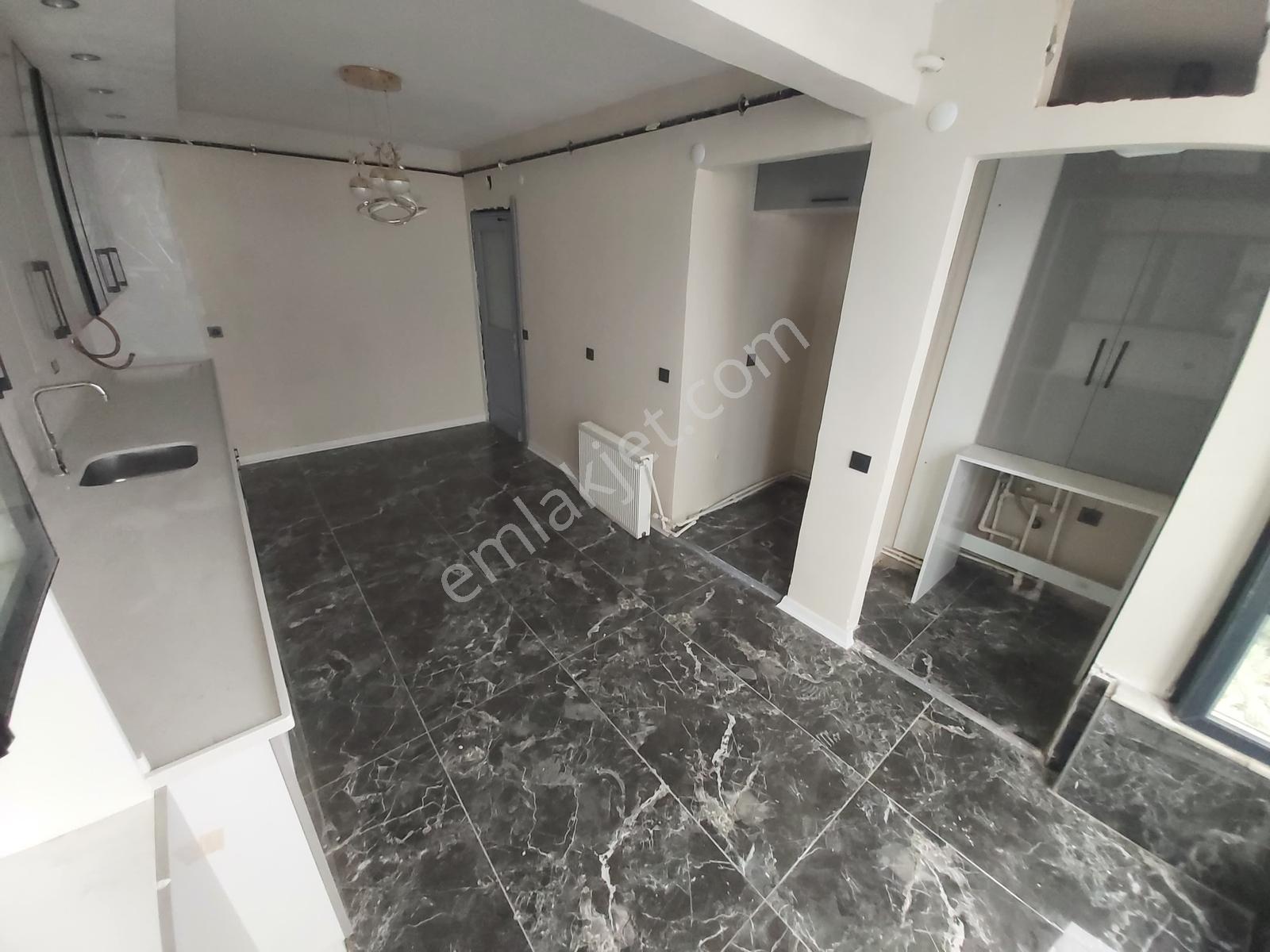 Mahfesığmazda Geniş Ultra Lüks İçi Yapılı 4+1 Satılık Daire — fotoğraf 9