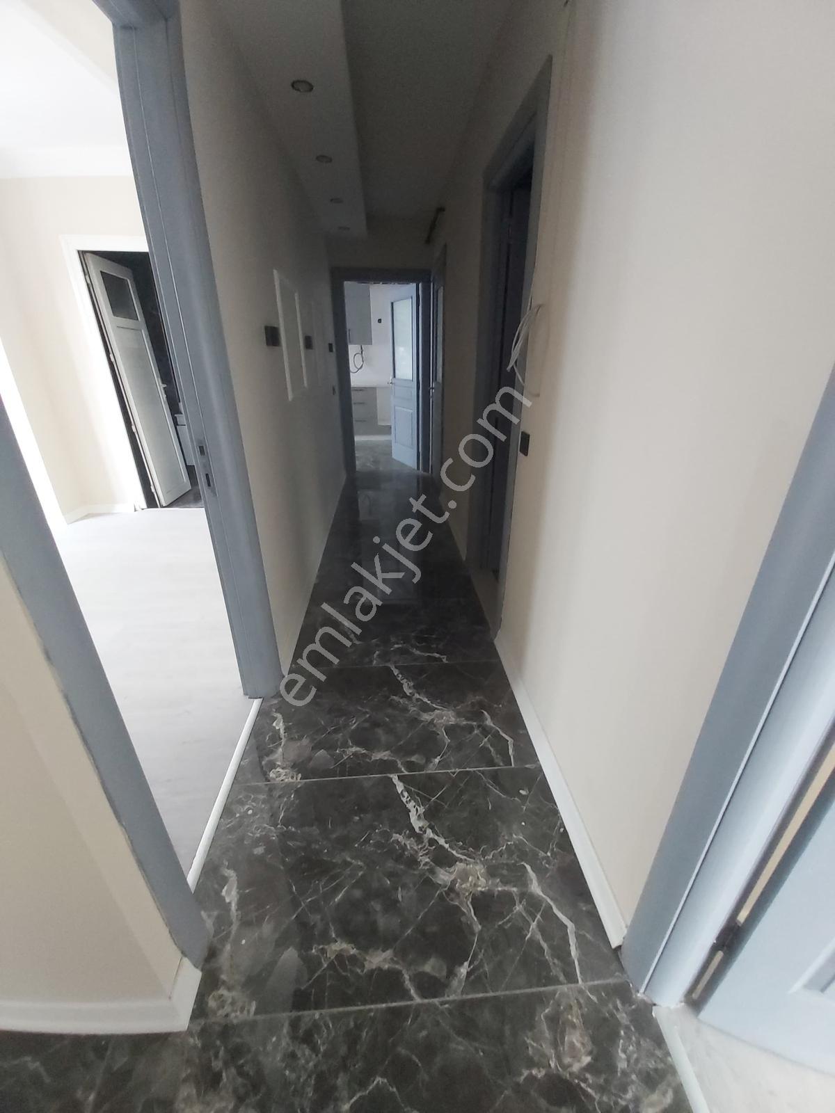 Mahfesığmazda Geniş Ultra Lüks İçi Yapılı 4+1 Satılık Daire — fotoğraf 28