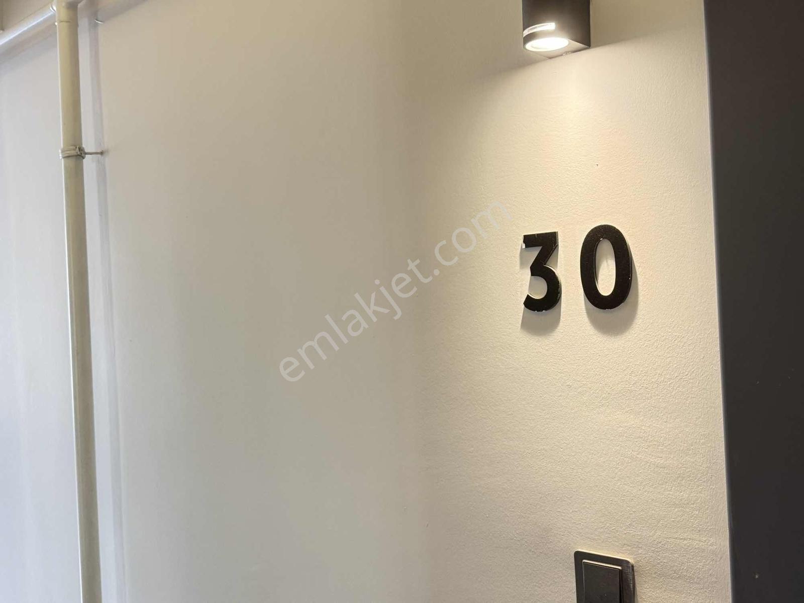 Re/max Nadirden Aksu Plazada Hastane Karşısı 1+1 Satılık Daire — fotoğraf 8