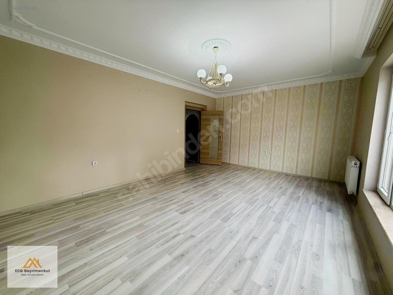 Engincan Gül'den; Saray İlkokula 2dk 1. Kat, Temiz Kiralık Daire — fotoğraf 3