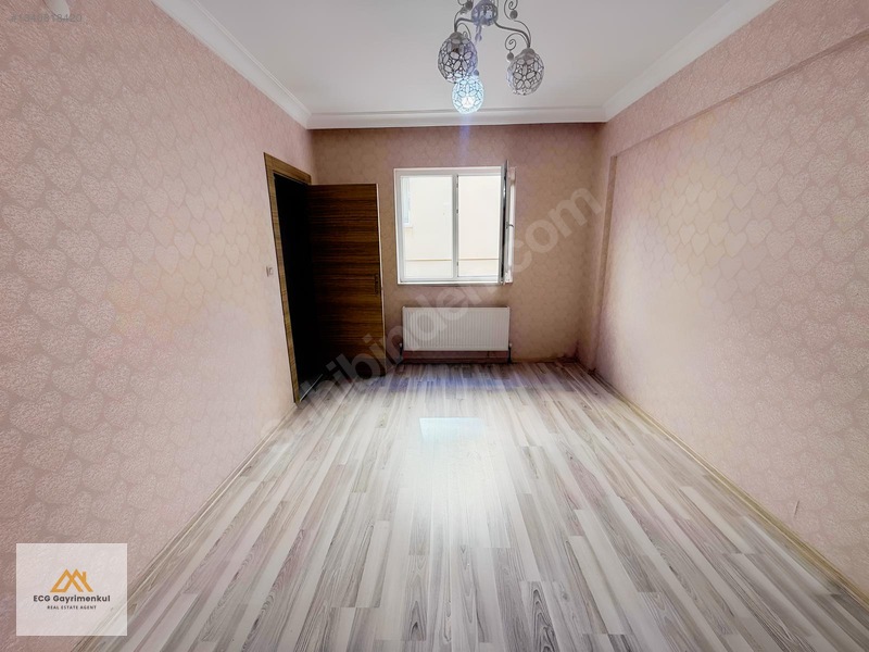 Engincan Gül'den; Saray İlkokula 2dk 1. Kat, Temiz Kiralık Daire — fotoğraf 19