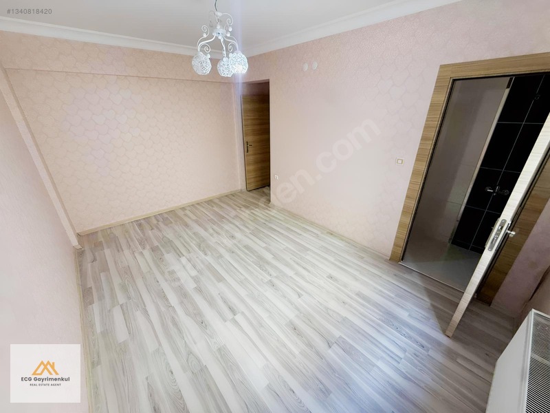 Engincan Gül'den; Saray İlkokula 2dk 1. Kat, Temiz Kiralık Daire — fotoğraf 21