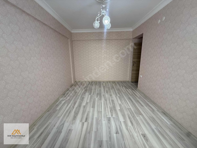 Engincan Gül'den; Saray İlkokula 2dk 1. Kat, Temiz Kiralık Daire — fotoğraf 23