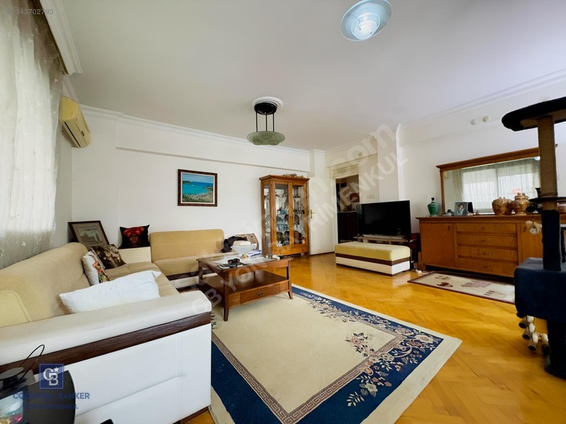 Bahçelievler 'de Merkezi Lokasyonda Satılık 3+1 Daire — fotoğraf 8