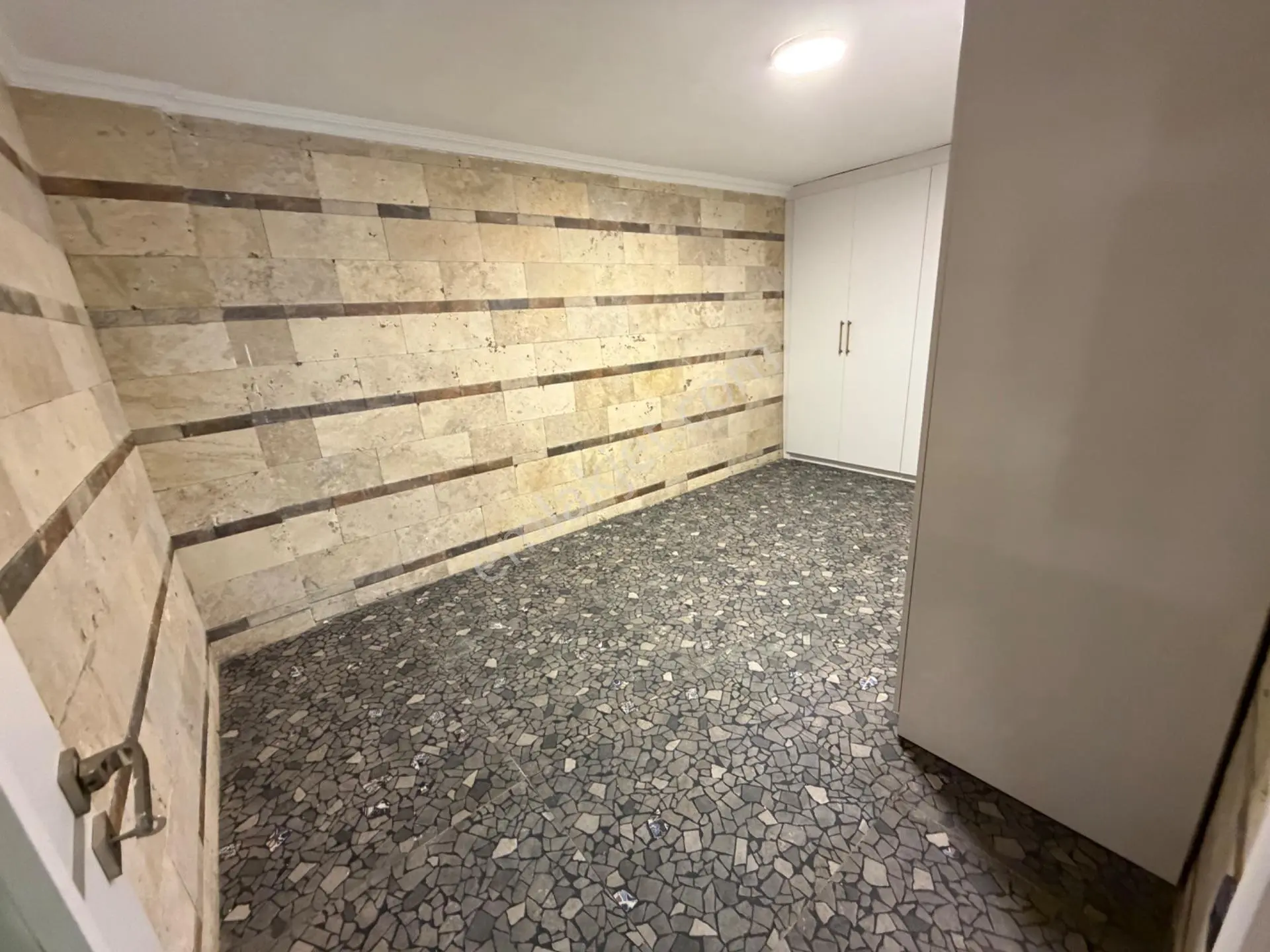 Kuşadası’nda Satılık Saunalı Hamamlı Spor Salonu Kapalı Garajlı Villa — fotoğraf 27