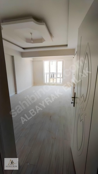 Al-bayrak'tan Şehir Merkezinde Kiralık 2+0 Daire — fotoğraf 5