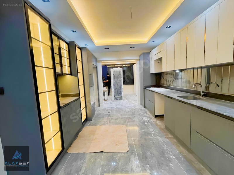 Göktürk'te Giyinme Odalı Türk Hamamlı Gözde Konumda 3,5+1 Lüx Da — fotoğraf 3