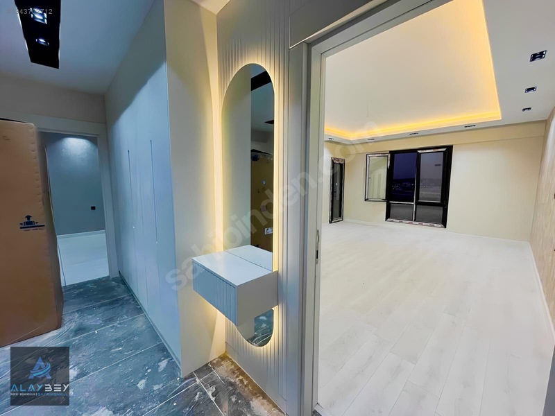 Göktürk'te Giyinme Odalı Türk Hamamlı Gözde Konumda 3,5+1 Lüx Da — fotoğraf 16