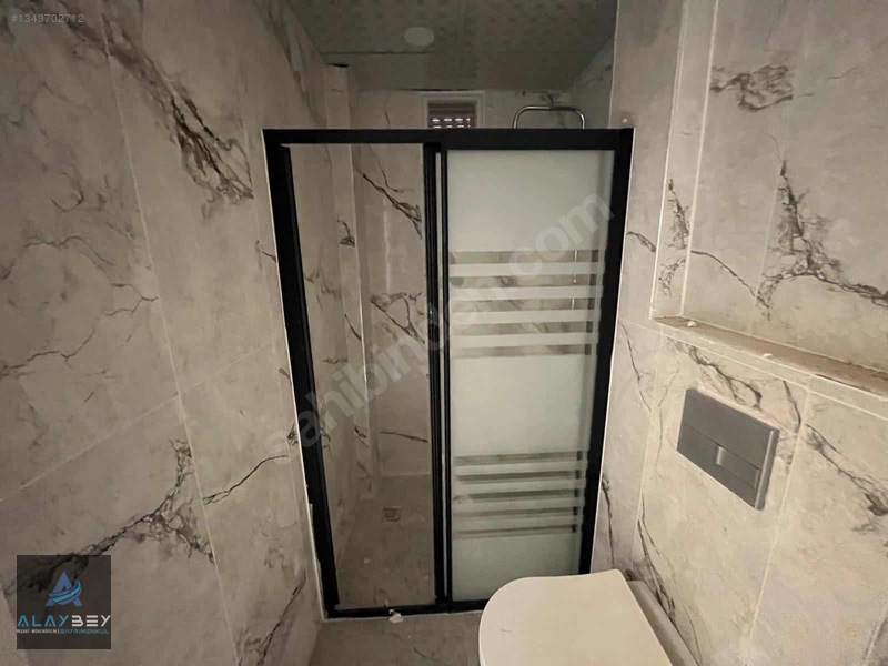 Göktürk'te Giyinme Odalı Türk Hamamlı Gözde Konumda 3,5+1 Lüx Da — fotoğraf 19