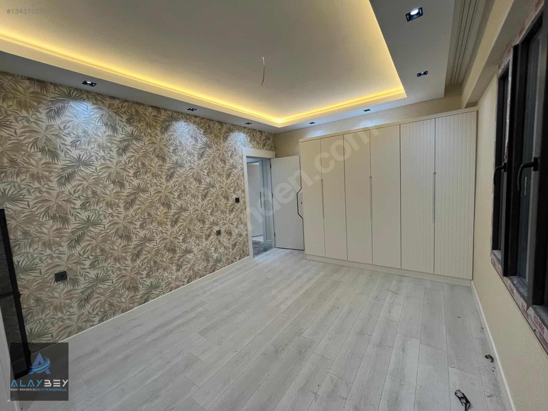 Göktürk'te Giyinme Odalı Türk Hamamlı Gözde Konumda 3,5+1 Lüx Da — fotoğraf 23