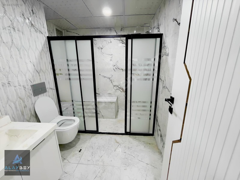 Göktürk'te Giyinme Odalı Türk Hamamlı Gözde Konumda 3,5+1 Lüx Da — fotoğraf 28
