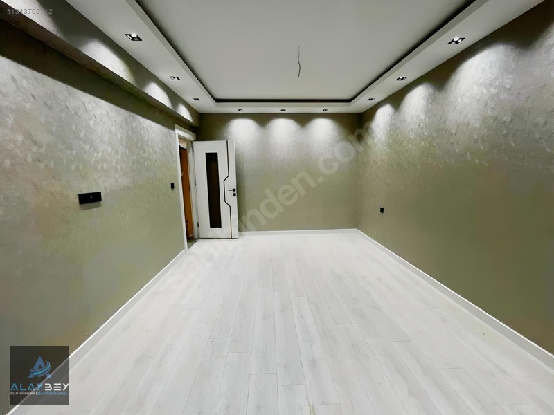 Göktürk'te Giyinme Odalı Türk Hamamlı Gözde Konumda 3,5+1 Lüx Da — fotoğraf 29