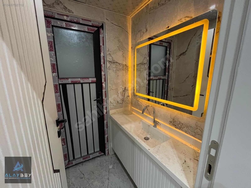 Göktürk'te Giyinme Odalı Türk Hamamlı Gözde Konumda 3,5+1 Lüx Da — fotoğraf 31
