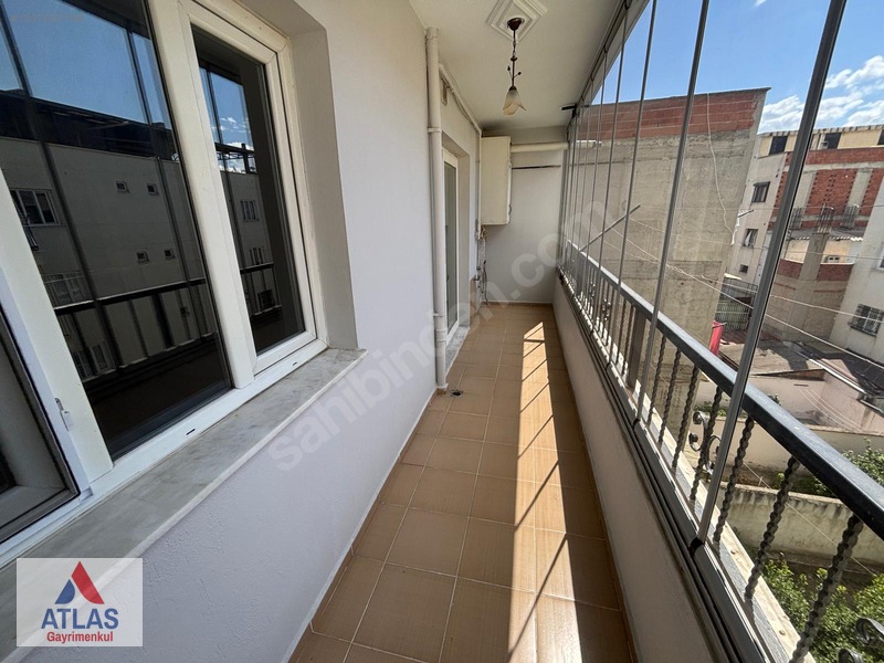 Atlas'tan Yılmazlar Mh'de Geniş 3+1 Kiralık Daire — fotoğraf 12