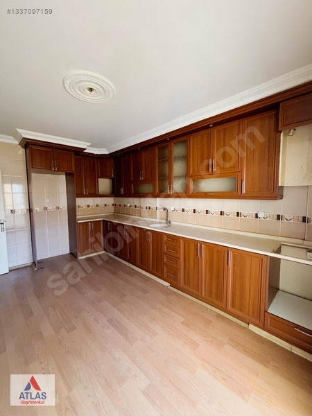 Atlas'tan Yılmazlar Mh'de Geniş 3+1 Kiralık Daire — fotoğraf 14