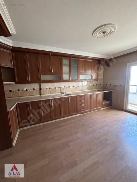 Atlas'tan Yılmazlar Mh'de Geniş 3+1 Kiralık Daire — fotoğraf 28