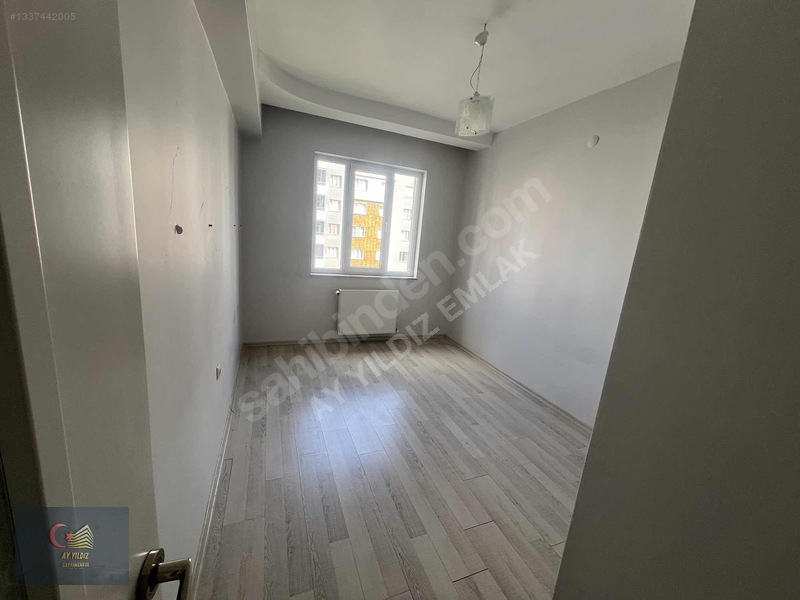 Ayyıldızdan Çiftlik Cad Satılık Fırsat Daire 4+1 Arakat — fotoğraf 9