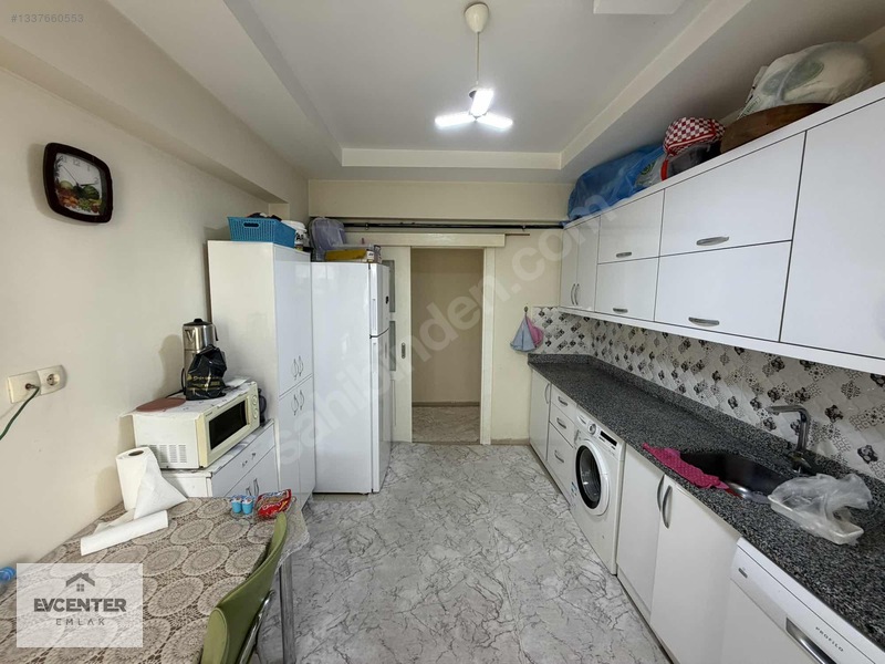 Ev Center Dan Bölgenin En İyi Sitesinde İskanlı Hasarsız 2+1 — fotoğraf 9